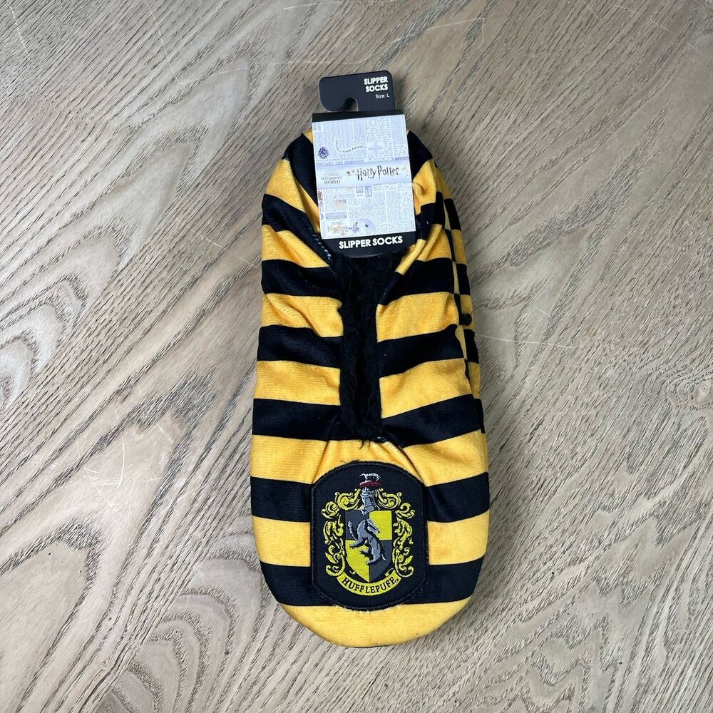 Bioworld Harry Potter Hufflepuff Crest Slipper Socks Yellow Black Unisex Size L